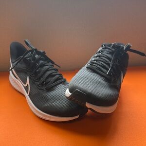 Nike Women's Air Zoom Pegasus 39